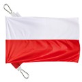 drukowana flaga RP 160x100 cm, czerwony pas nadrukowany, brak szwu pośrodku, lewy bok wzmocniony taśmą, góra i dół uszka z taśmy, w nich 2 karabinki stalowe INOX, na dole dodatkowe uszko do ciężarka, ekspozycja flagi na maszcie flagowym – flaga paradna