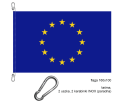 drukowana flaga UE 160x100 cm dzianina poliestrowa, brzegi podwójnie stębnowane nićmi w kolorze flagi, lewy bok wzmocniony taśmą, góra i dół 2 uszka, w nich 2 karabinki stalowe INOX , ekspozycja na maszcie flagowym – flaga paradna