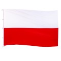 zszywana flaga RP 240x150 cm, dwa pasy zszyte szwem krytym francuskim, lewy bok wzmocniony taśmą, wszyte 5 uszek z taśmy, w nich 5 plastikowych karabinków, na dole uszko z  D-Ringiem, ekspozycja na maszcie flagowym